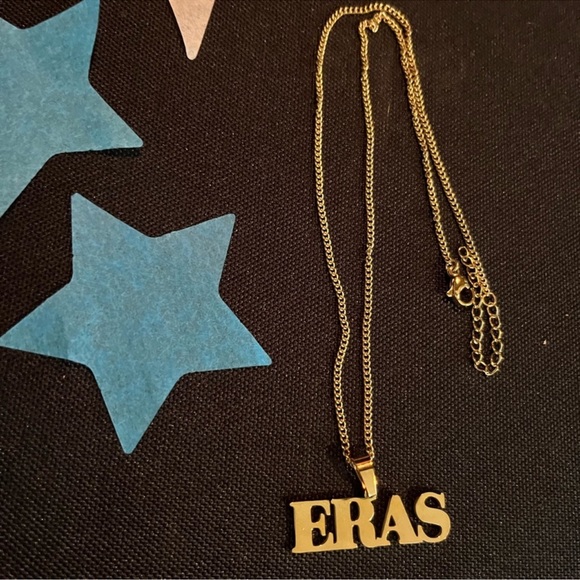 Bundle - 4 Eras Necklaces Gold Plated Stainless Steel Adjustable Chain - Picture 1 of 3